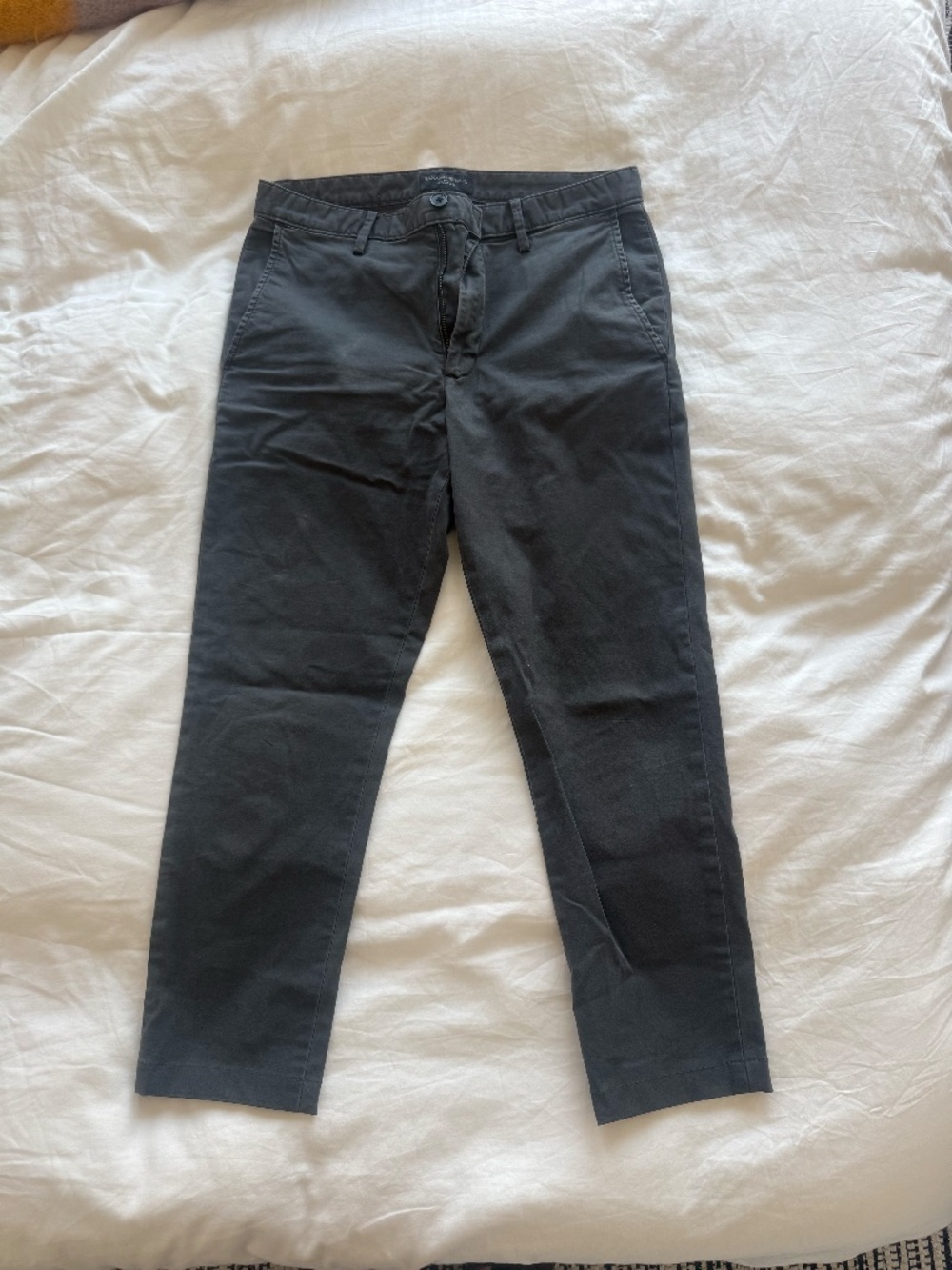 Banana Republic Skinny Fit Men's Chino (30x 32)